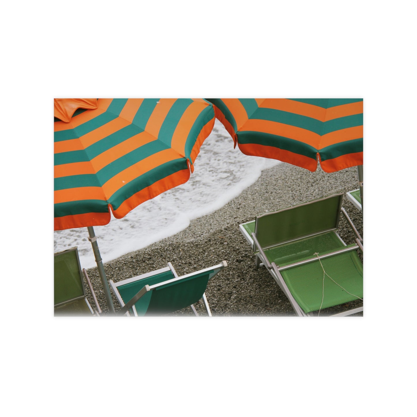 Póster Fotográfico - Sombrillas y Sillas de Playa en Cinque Terre, Italia